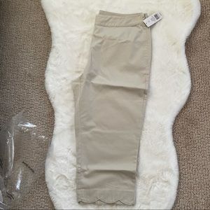 Kim Rogers twin scallop Capri